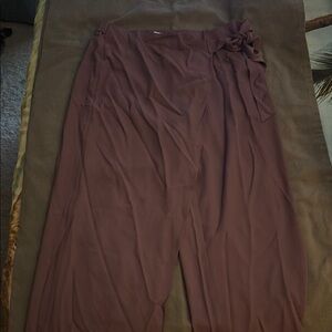 Elegant Women's Brown Pants